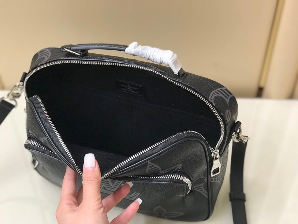 Anum Bags ln Luxury Bag --60031