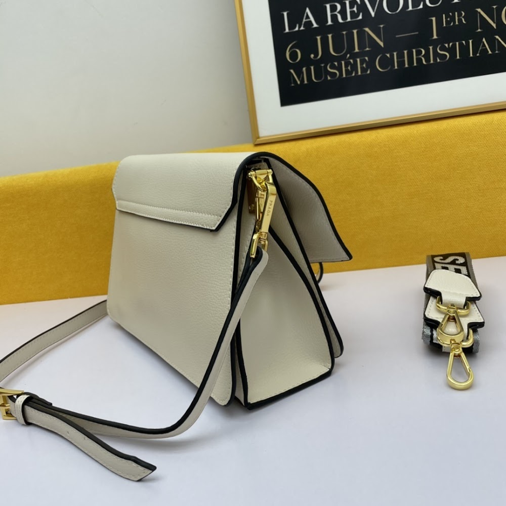 Ezyycart Bags pradn Luxury Bag --73122