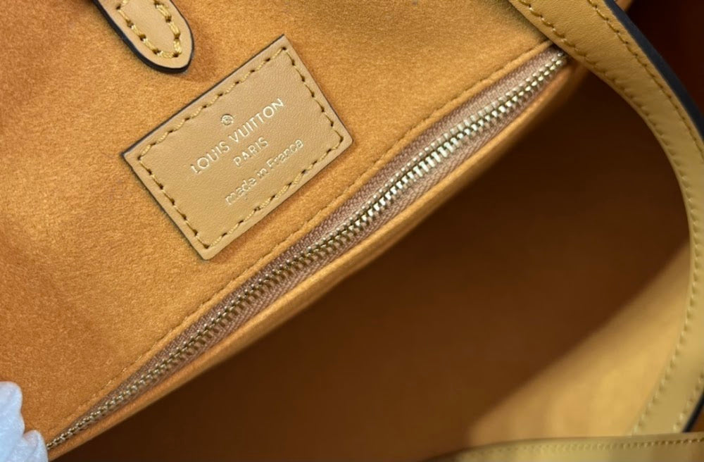 Anum Bags ln Luxury Bag --56481