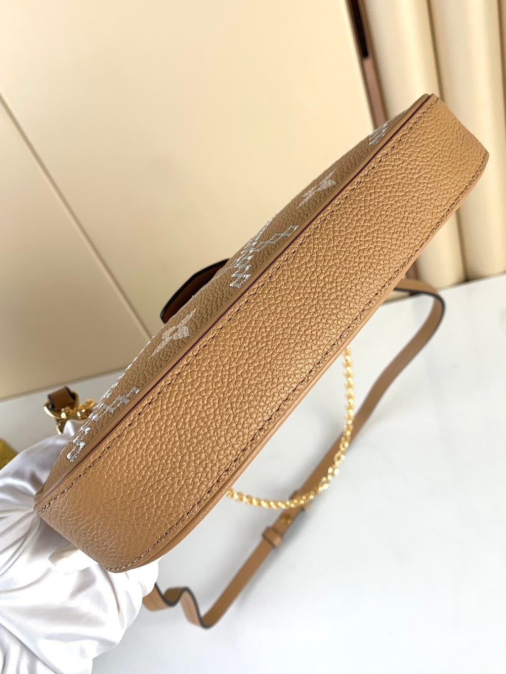 Anum Bags ln Luxury Bag --58479