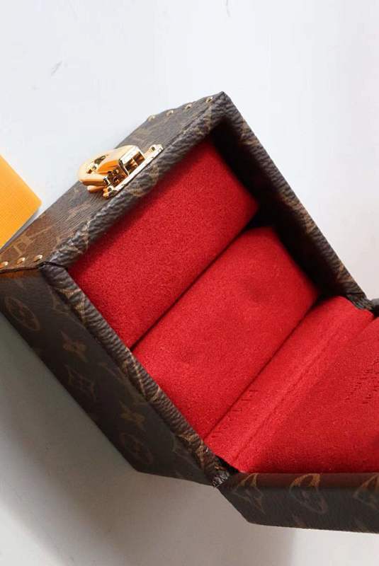 Anum Bags ln Luxury Bag --58731
