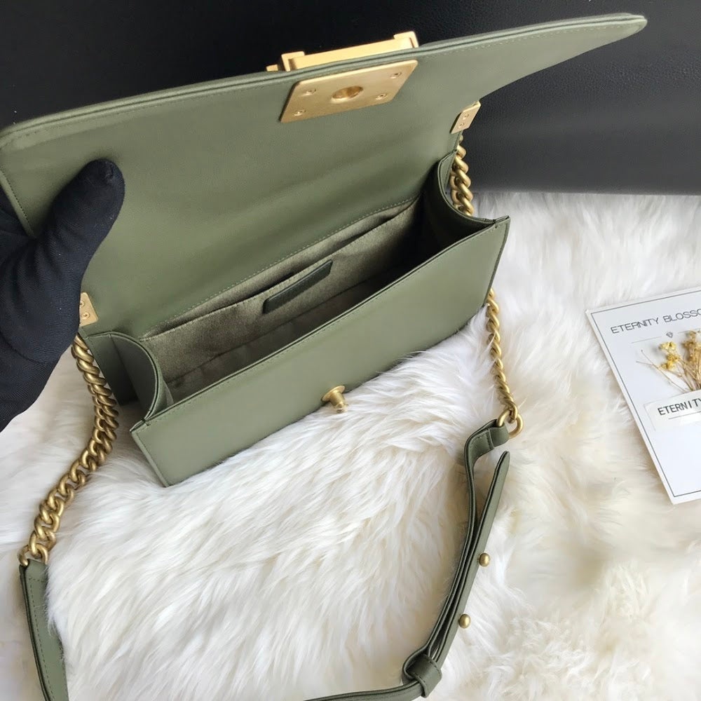 new-luxury-designer-bags-nm19839