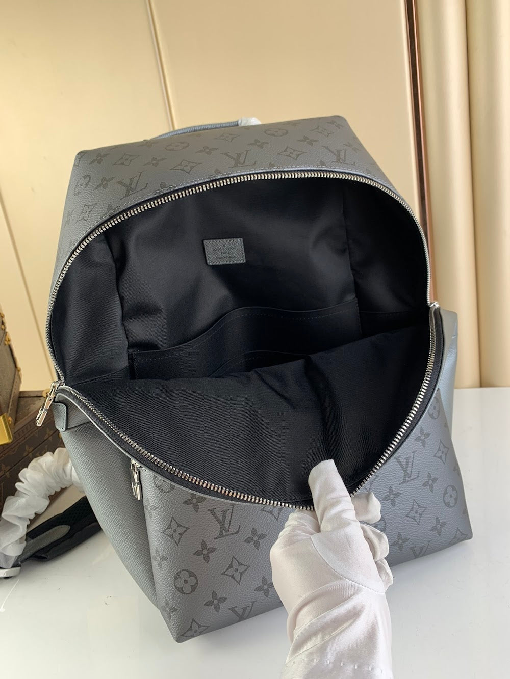 Anum Bags ln Luxury Bag --60962