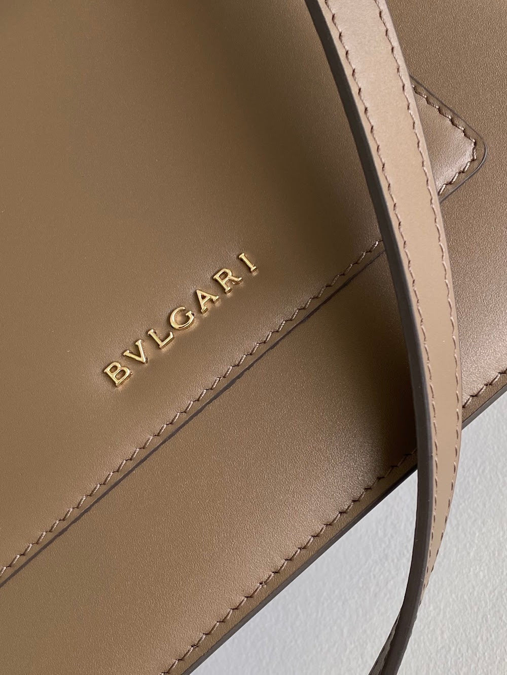 Ezyycart Bags Burberryn Luxury Bag --91919