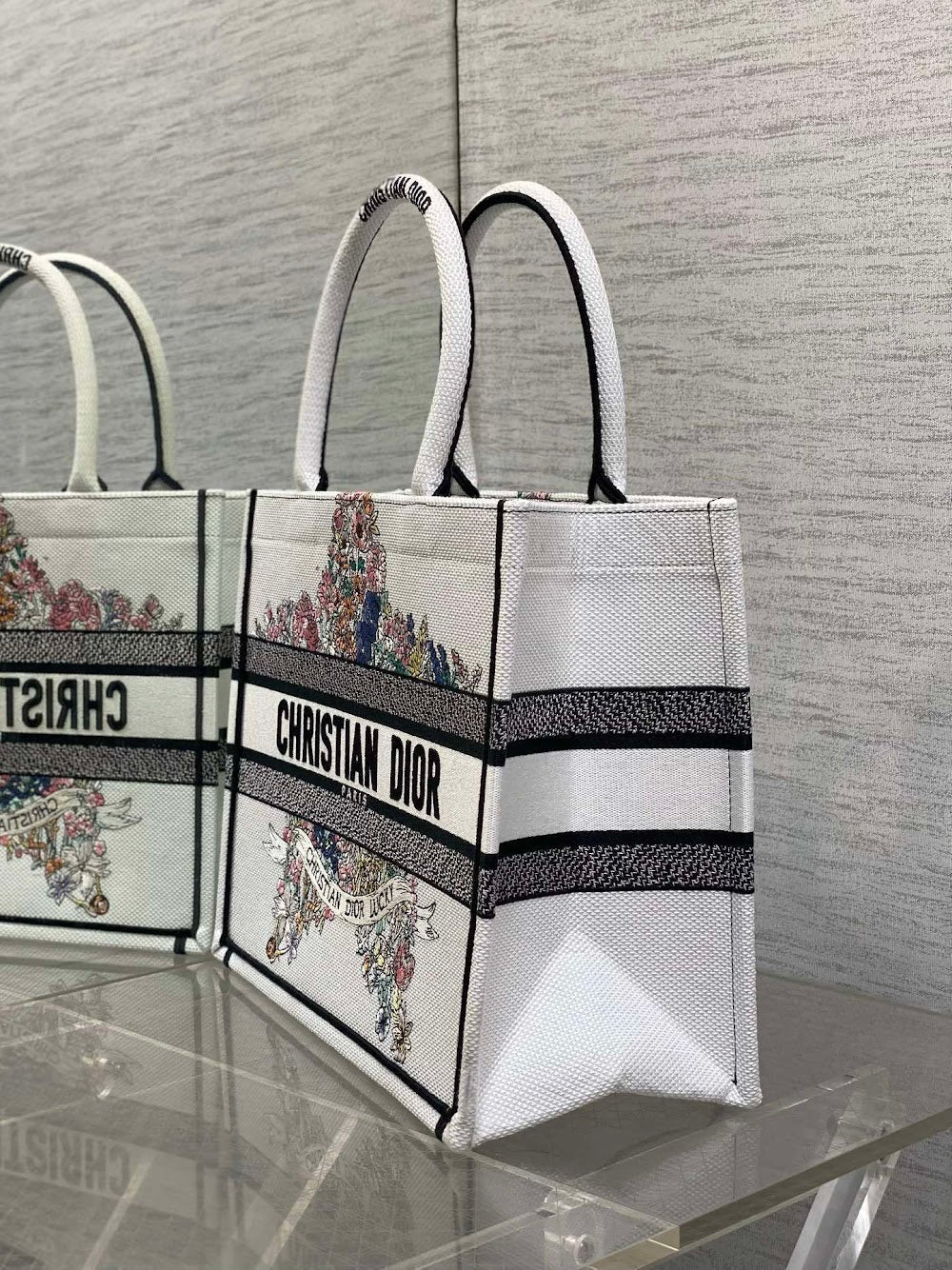 new-luxury-designer-bags-nm16053