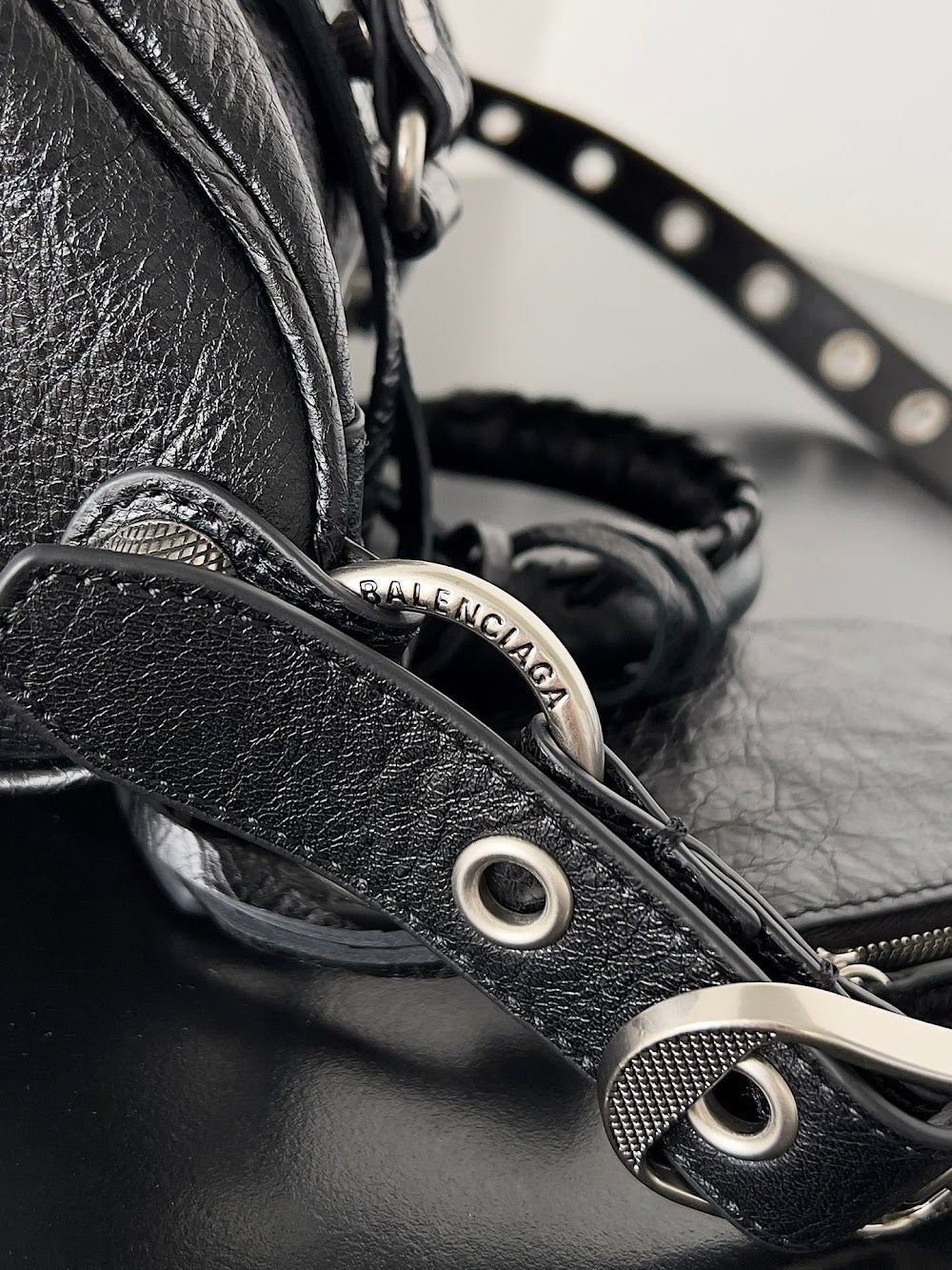 Ezyycart Bags Balenciaga Luxury Bag --111127