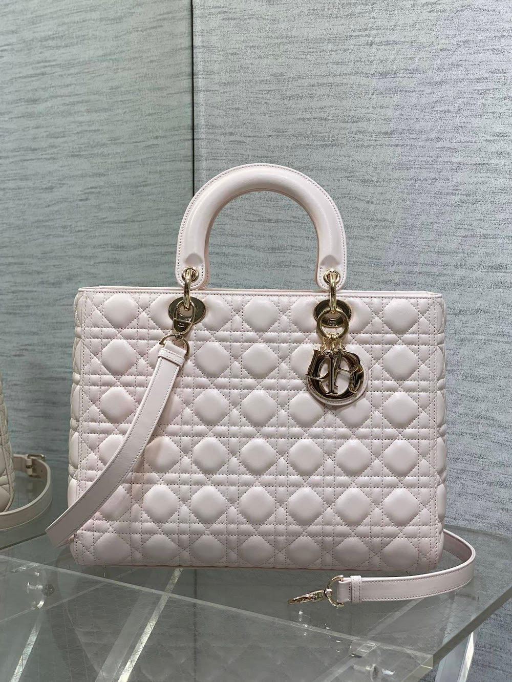 new-designer-premium-bags-nm16360
