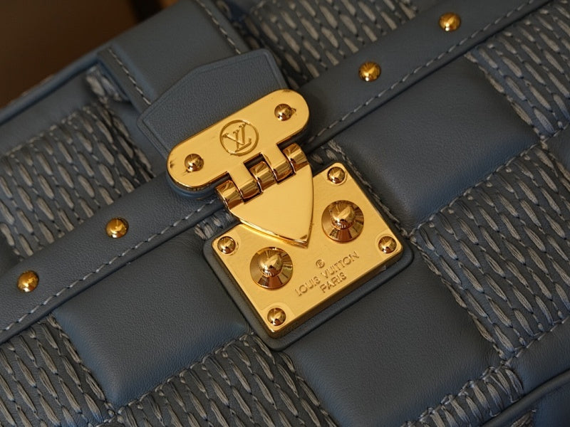 Anum Bags ln Luxury Bag --58689