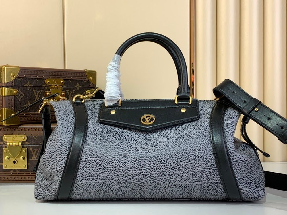 Anum Bags ln Luxury Bag --57753