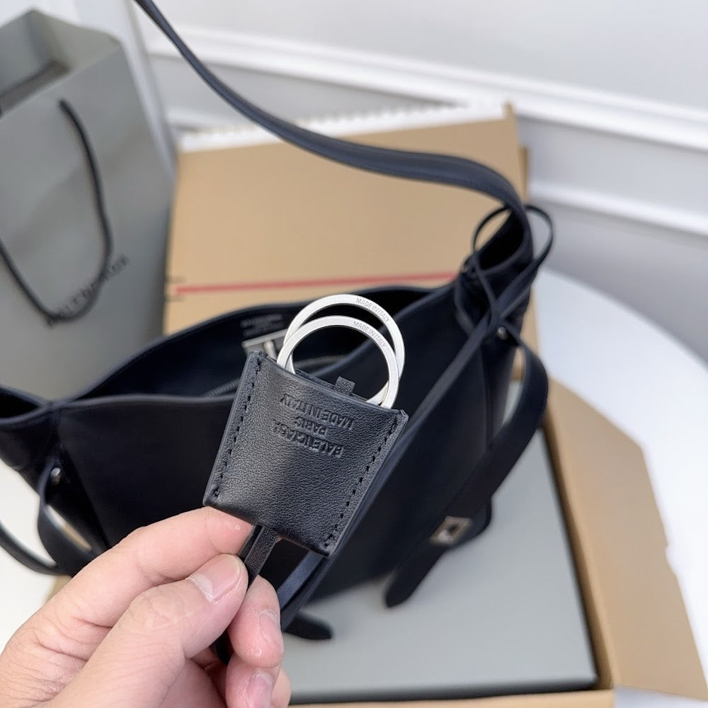 Ezyycart Bags Balenciaga Luxury Bag --111908