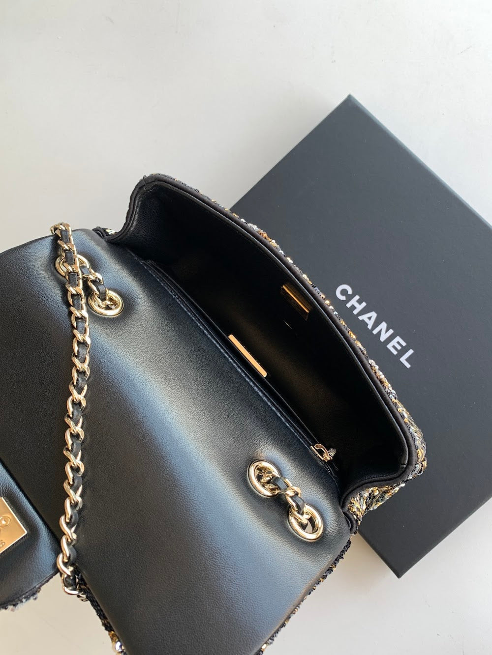 Anum Bags CHn Luxury Bag --114169