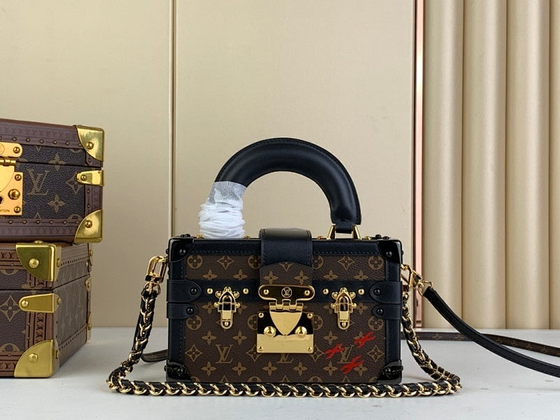 Anum Bags ln Luxury Bag --57080