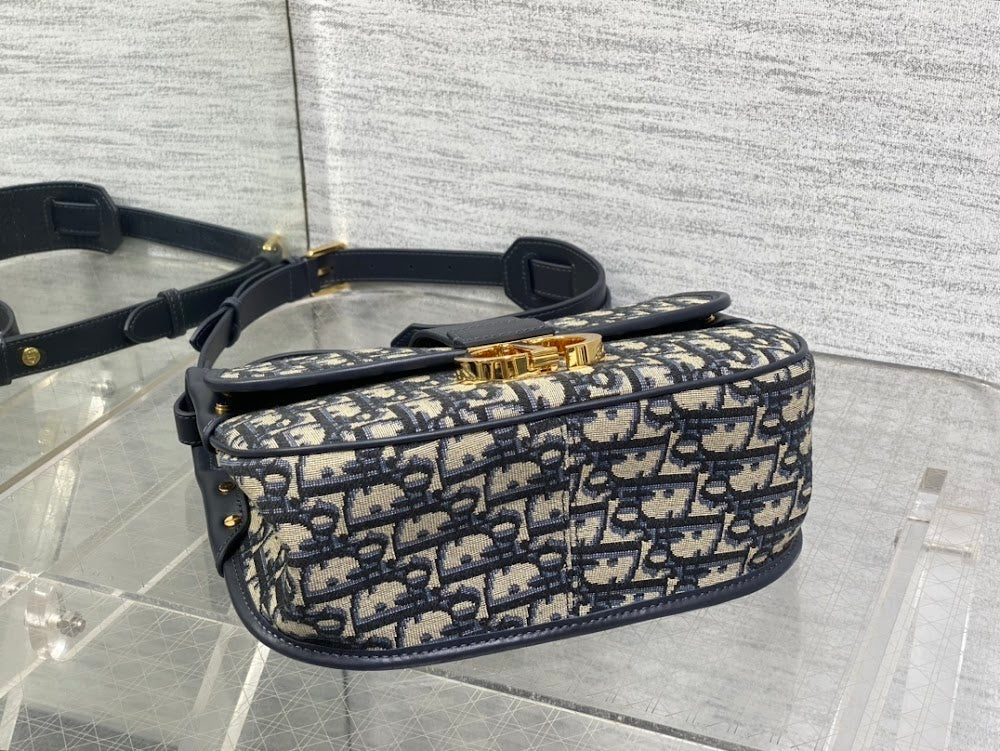 new-luxury-designer-bags-nm16480