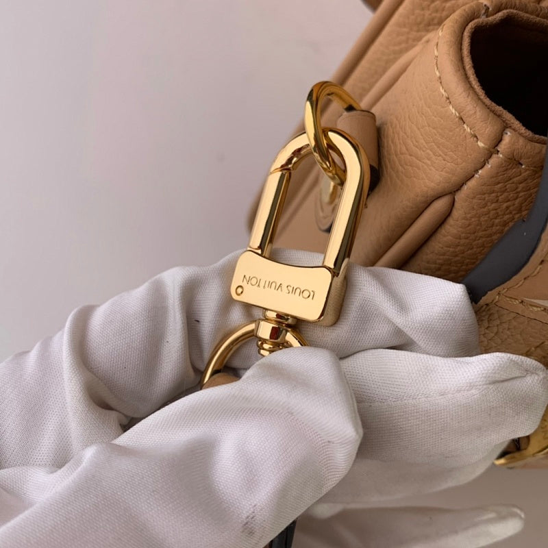 Anum Bags ln Luxury Bag --60779