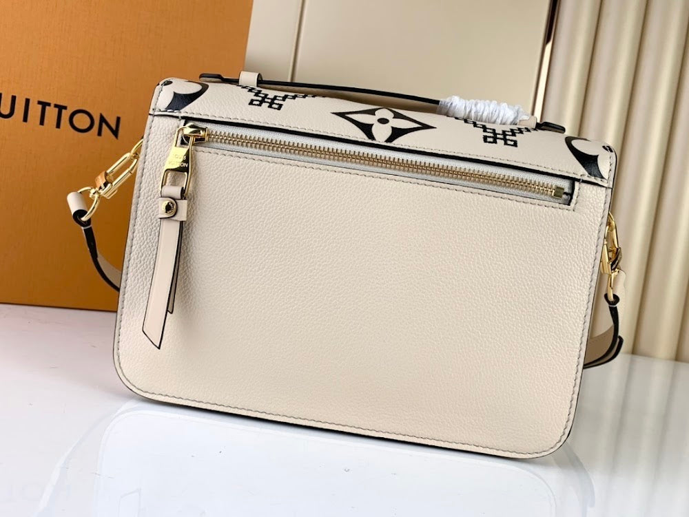 Anum Bags ln Luxury Bag --60802