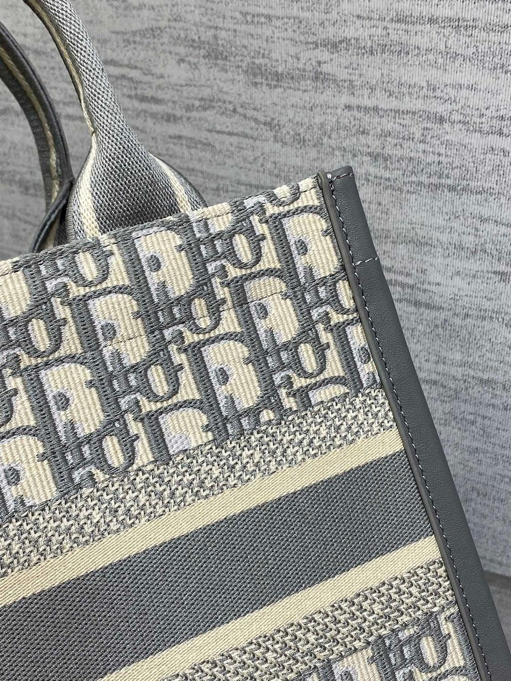 new-luxury-designer-bags-nm16039