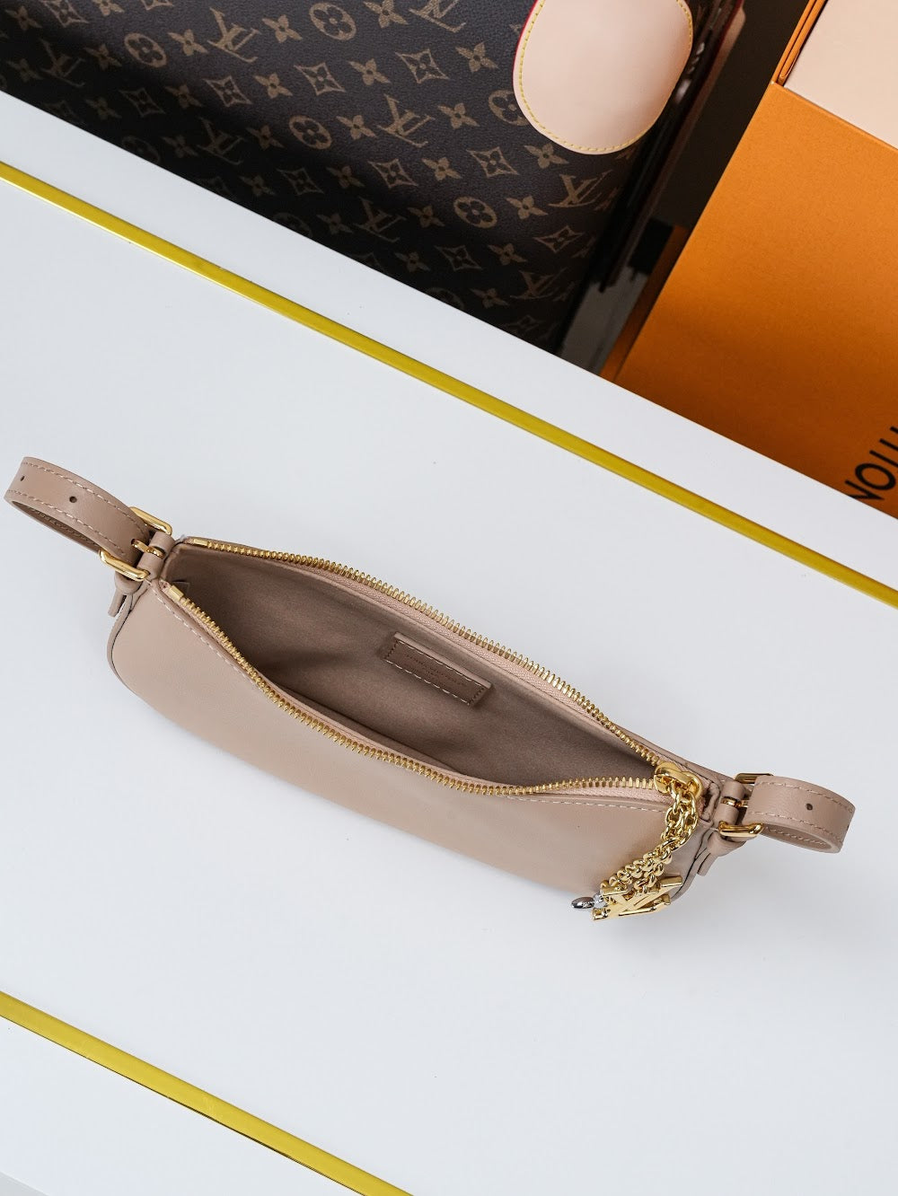 Anum Bags LVn Luxury Bag --79826