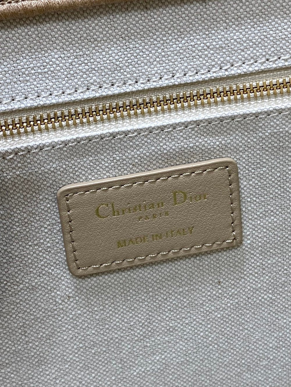 new-luxury-designer-bags-nm16488