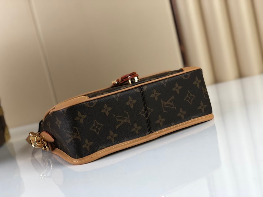 Ezyycart Bags ln Luxury Bag --58900