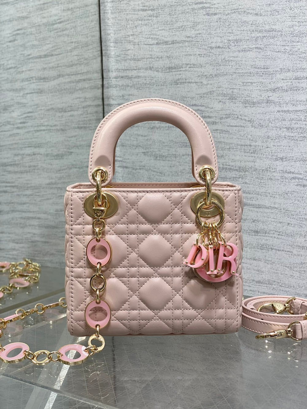 new-designer-premium-bags-nm16199