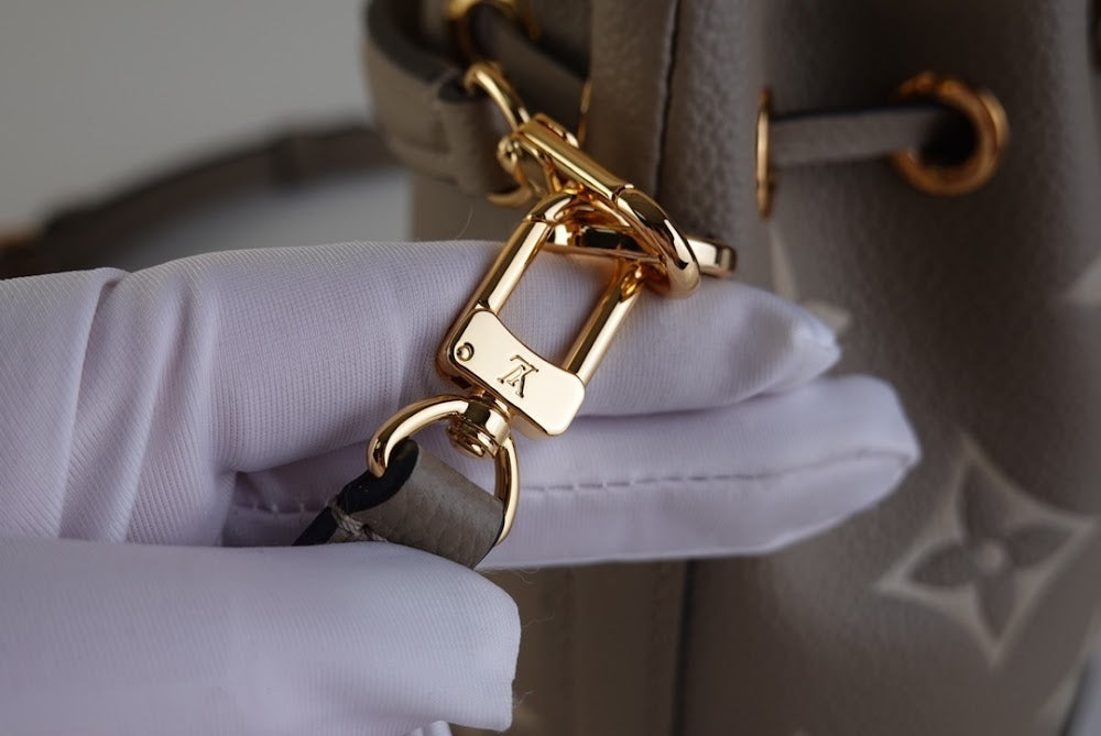 Anum Bags ln Luxury Bag --56911