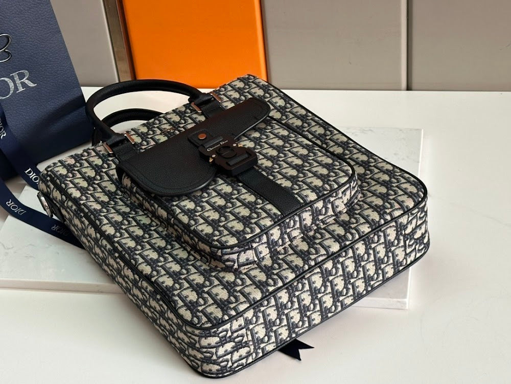 new-designer-premium-bags-nm16350