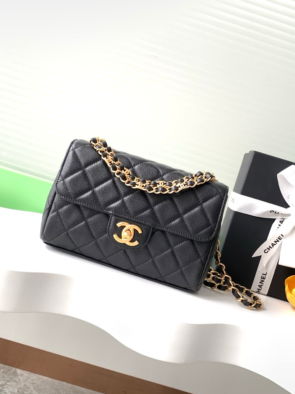 new-luxury-designer-bags-nm9627