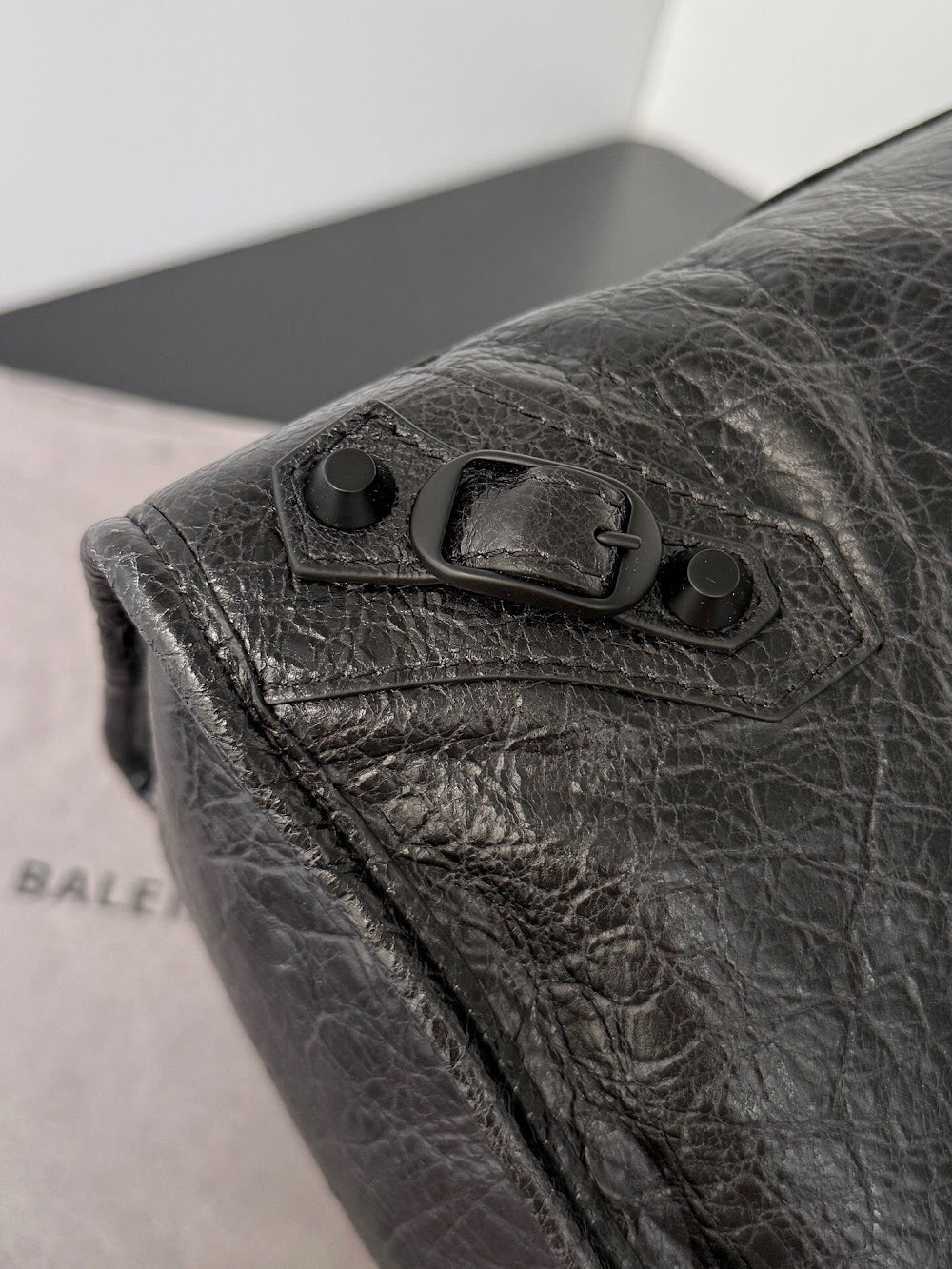 Ezyycart Bags Balenciaga Luxury Bag --111501