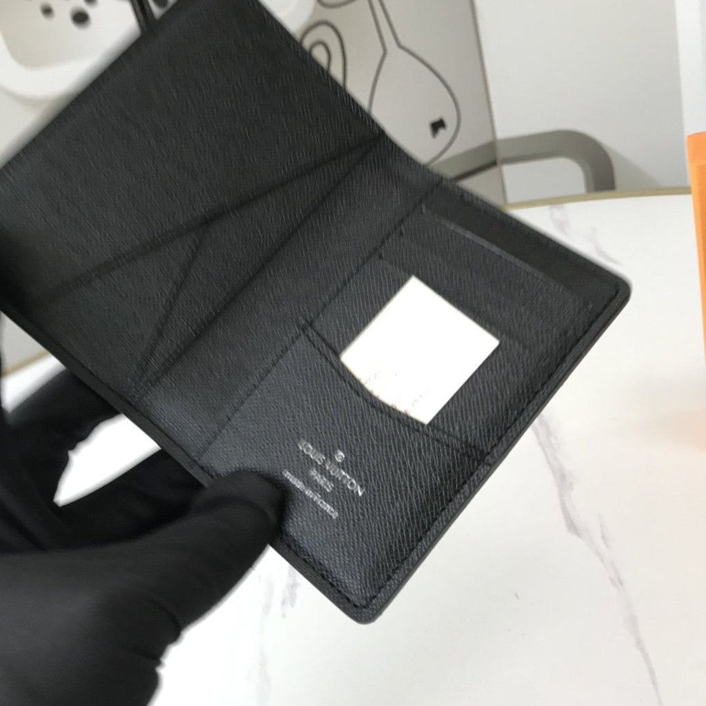 Ezyycart Bags Wallet LUV 013