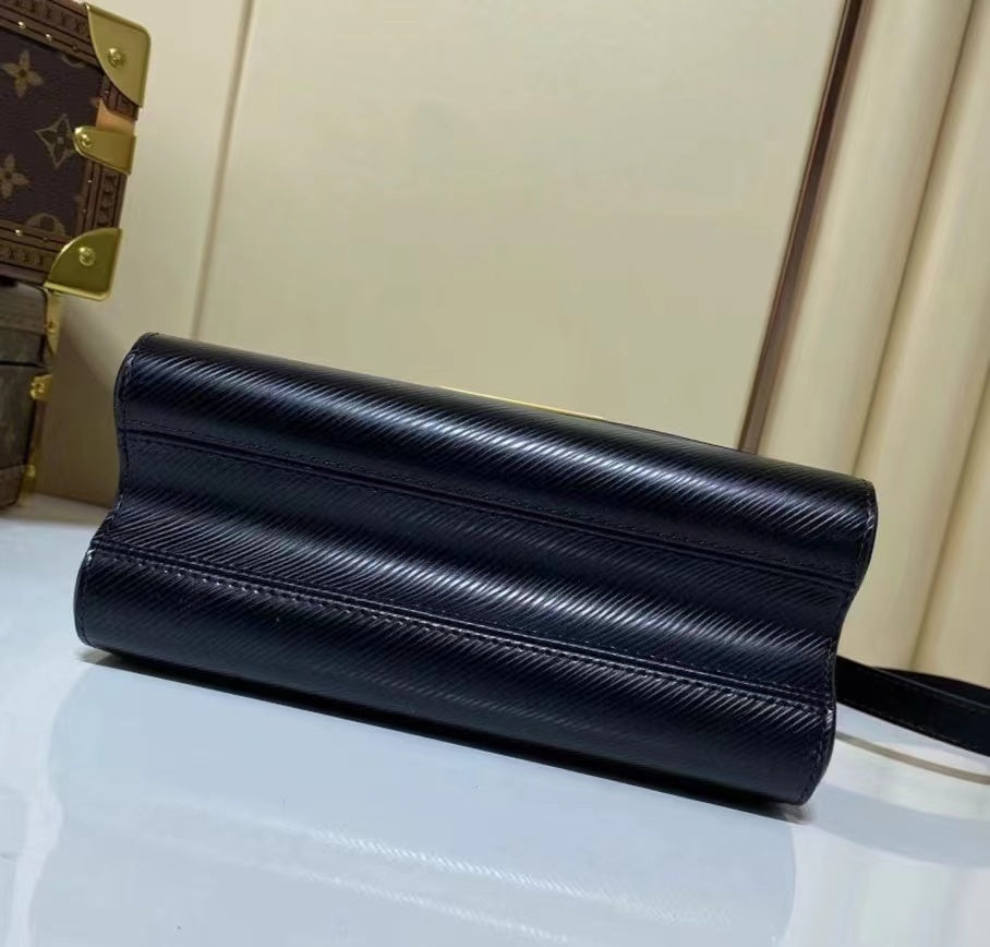 Anum Bags ln Luxury Bag --60729