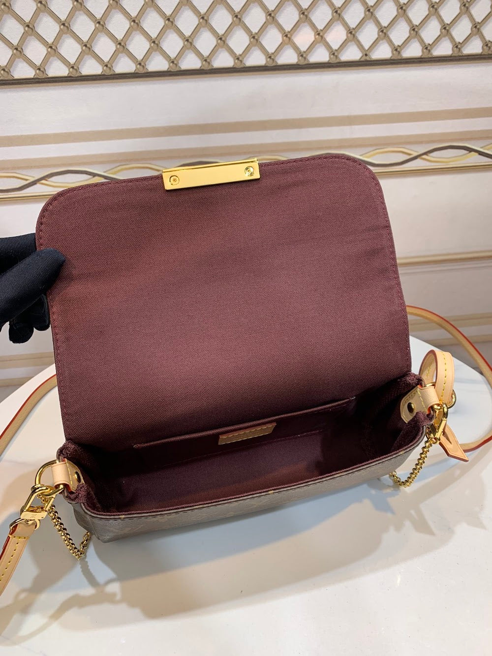 Anum Bags ln Luxury Bag --59629