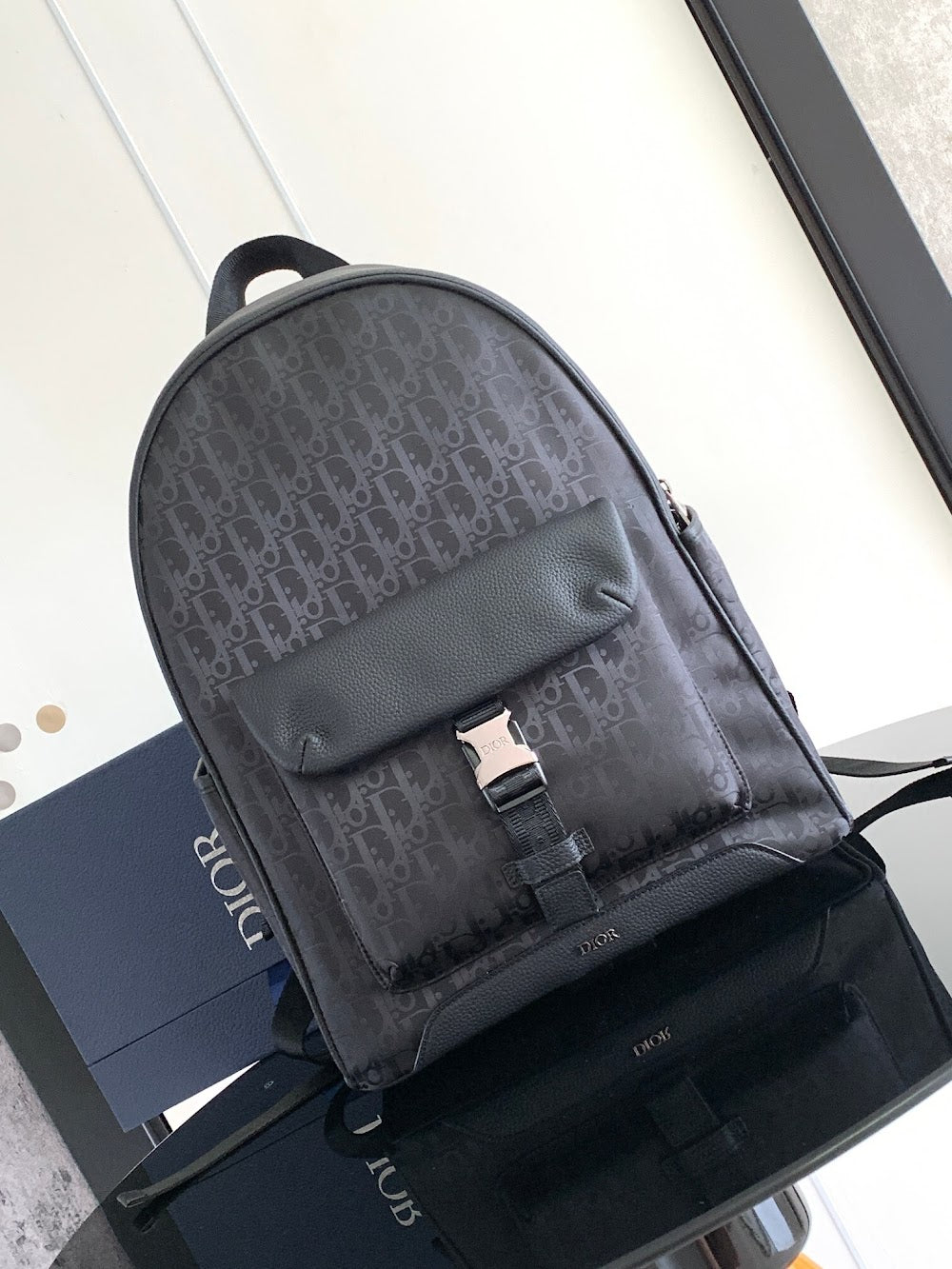 new-luxury-designer-bags-nm16421