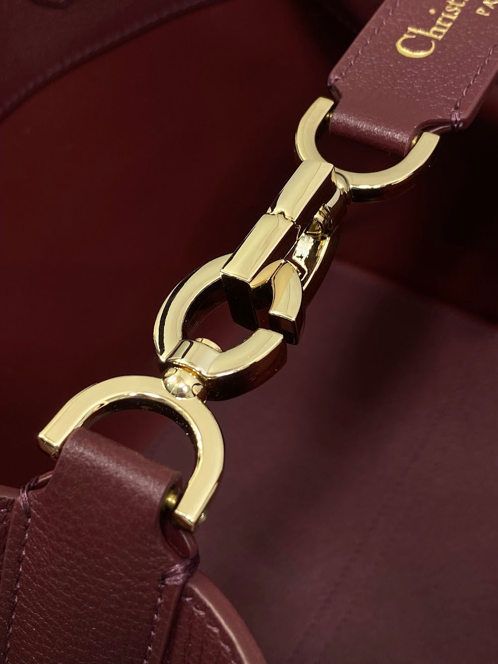 new-luxury-designer-bags-nm16575
