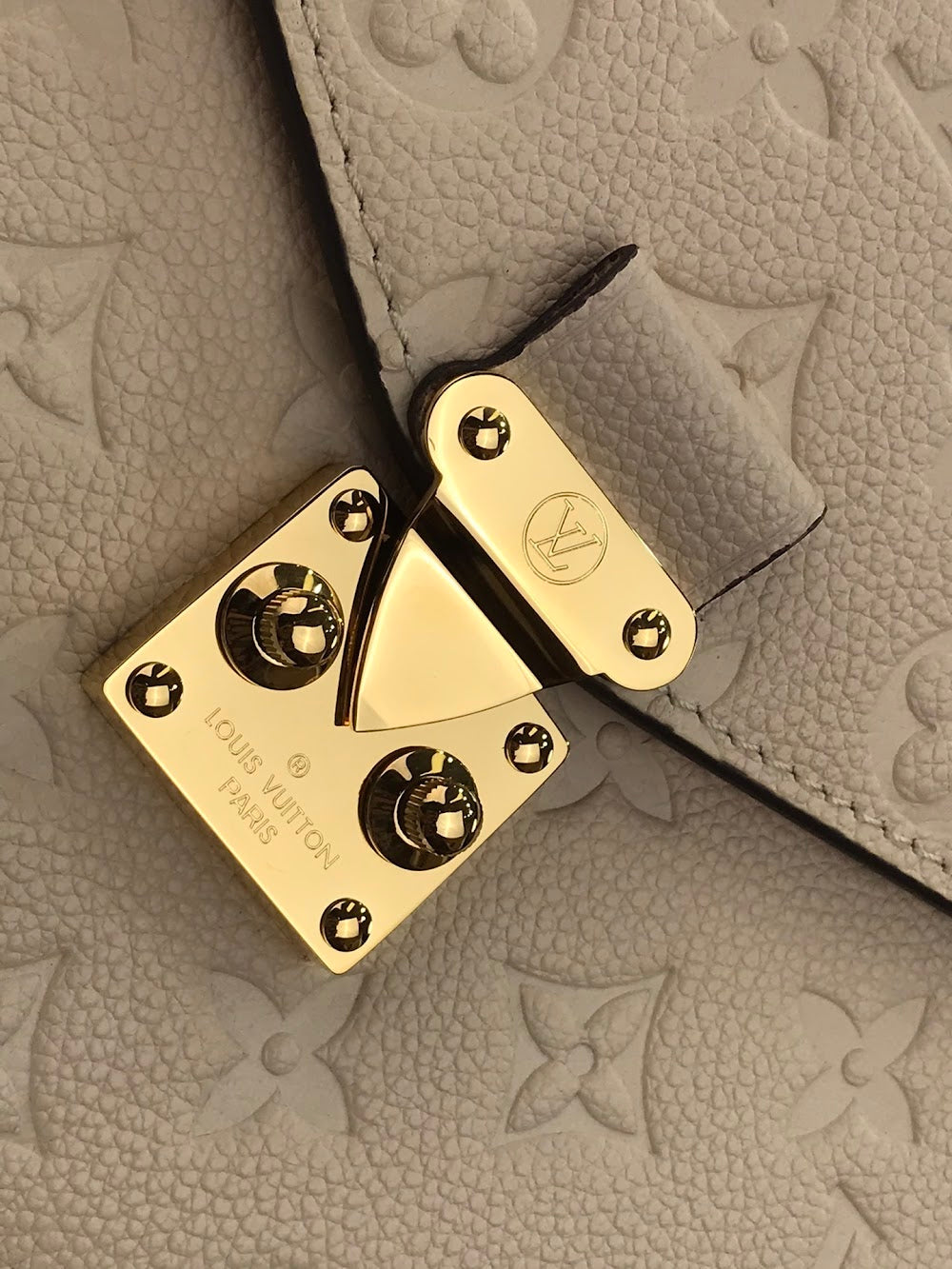 Anum Bags ln Luxury Bag --59654