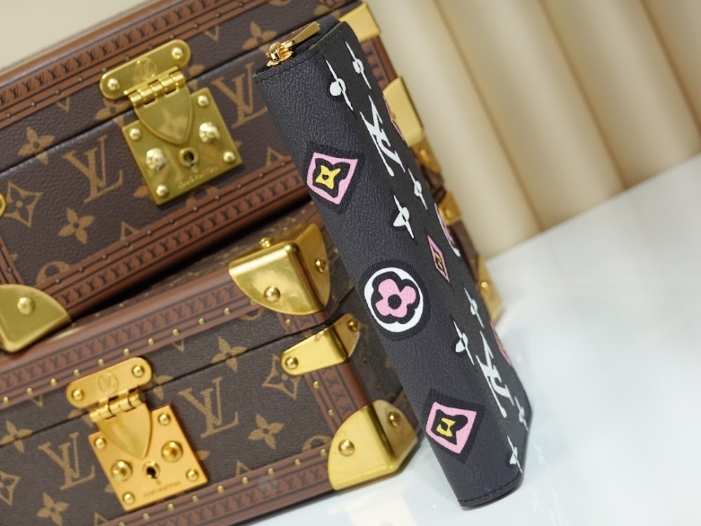 Anum Bags ln Luxury Bag --60331