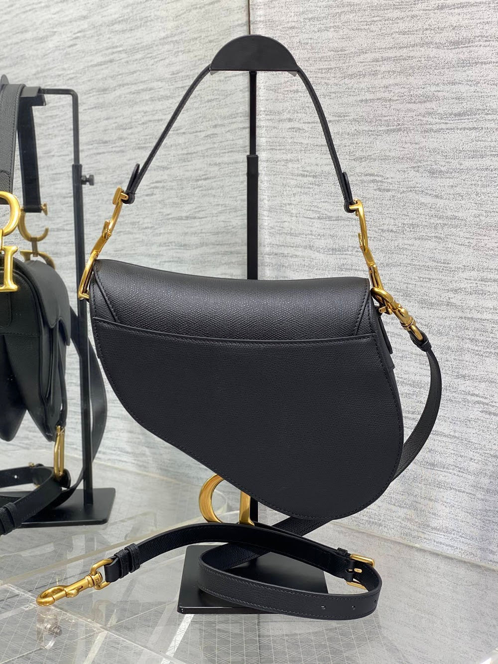 new-luxury-designer-bags-nm16174