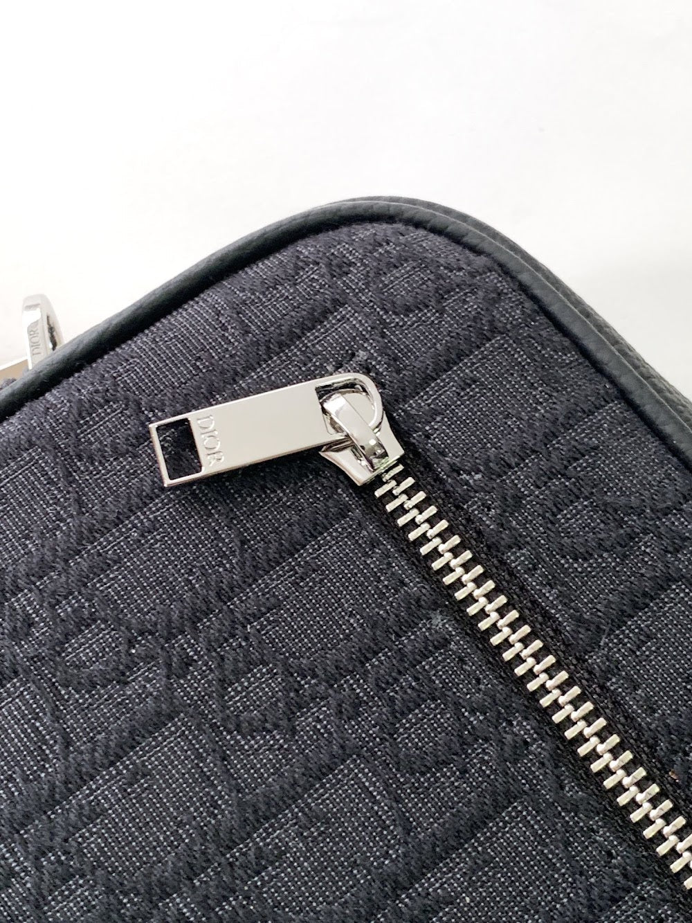 new-designer-premium-bags-nm15945