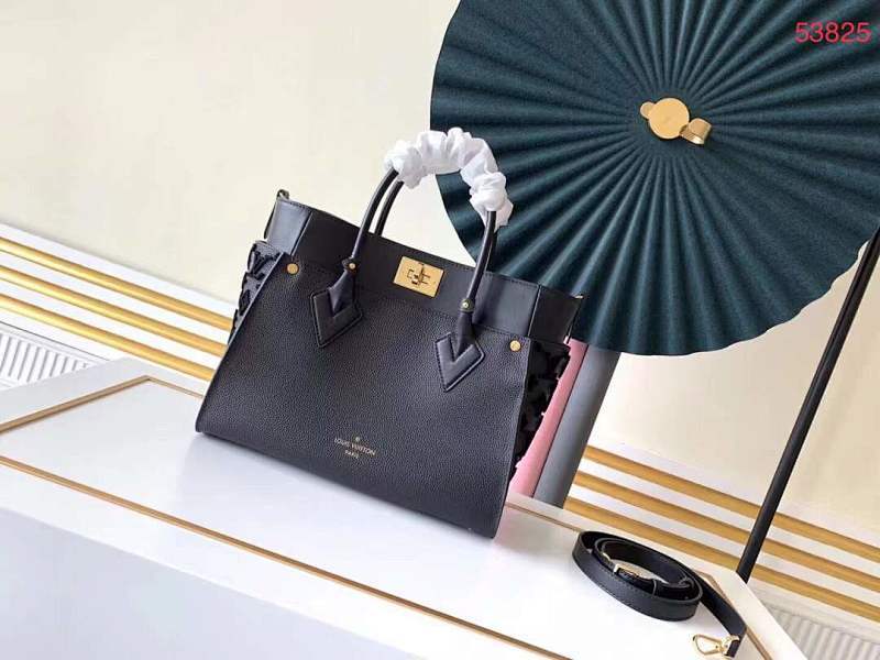 Anum Bags ln Luxury Bag --60461