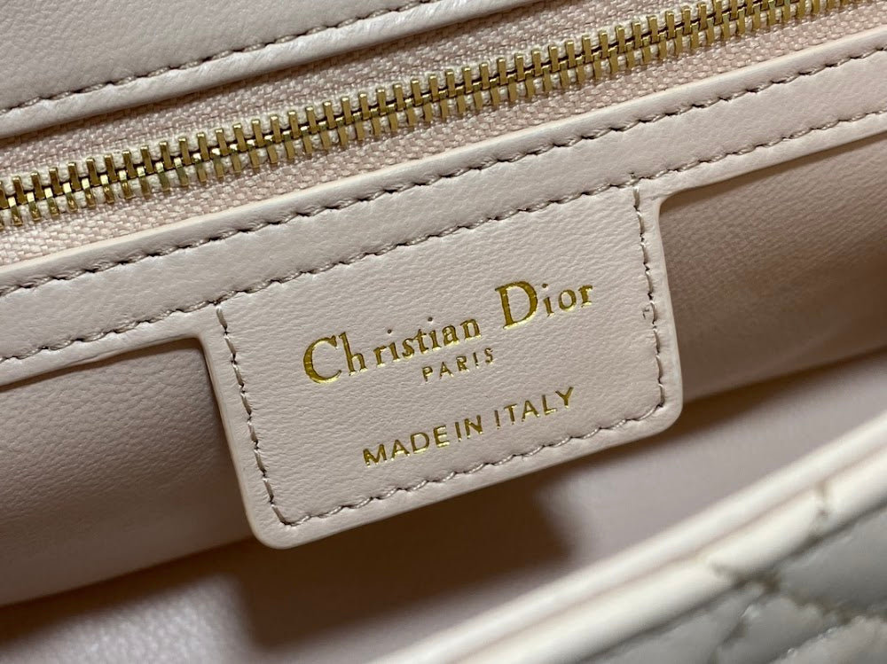 new-luxury-designer-bags-nm16440