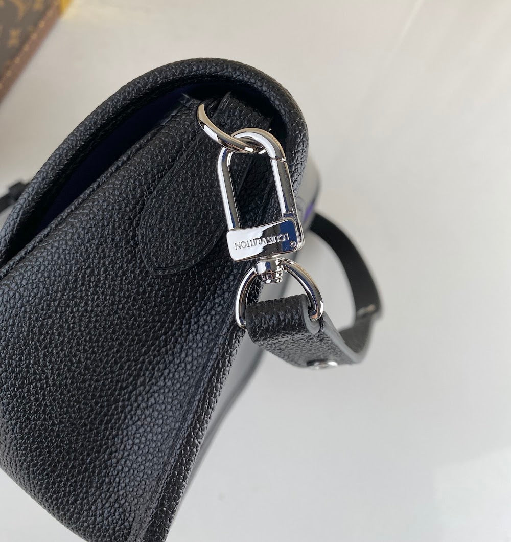 Anum Bags ln Luxury Bag --60747