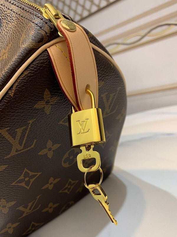Anum Bags ln Luxury Bag --56362