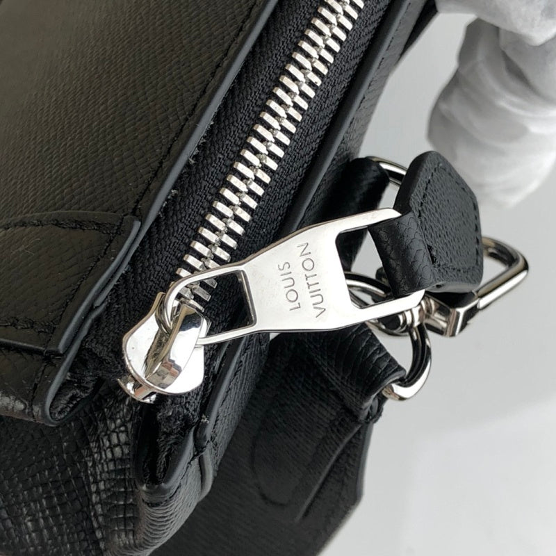 Anum Bags ln Luxury Bag --60514