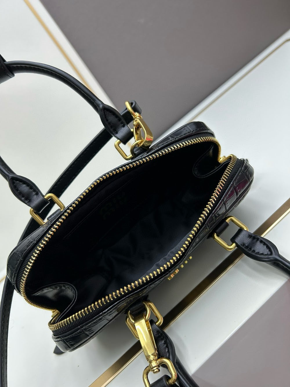 Ezyycart Bags pradn Luxury Bag --75399