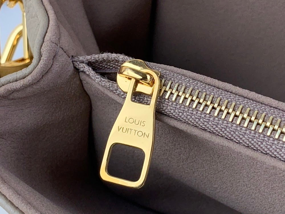 Anum Bags ln Luxury Bag --56576