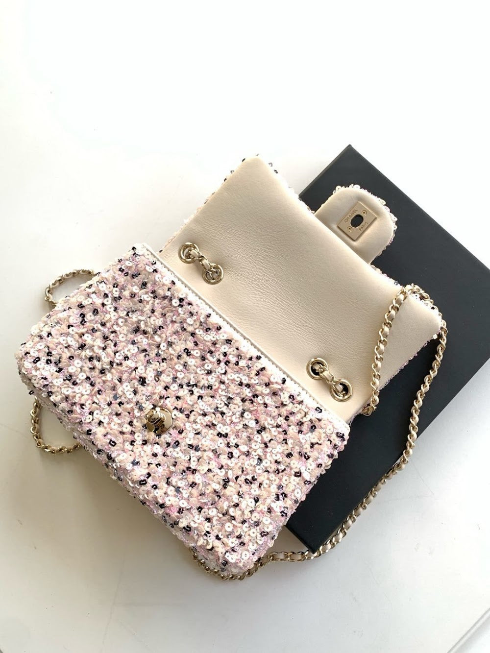 Anum Bags CHn Luxury Bag --114180