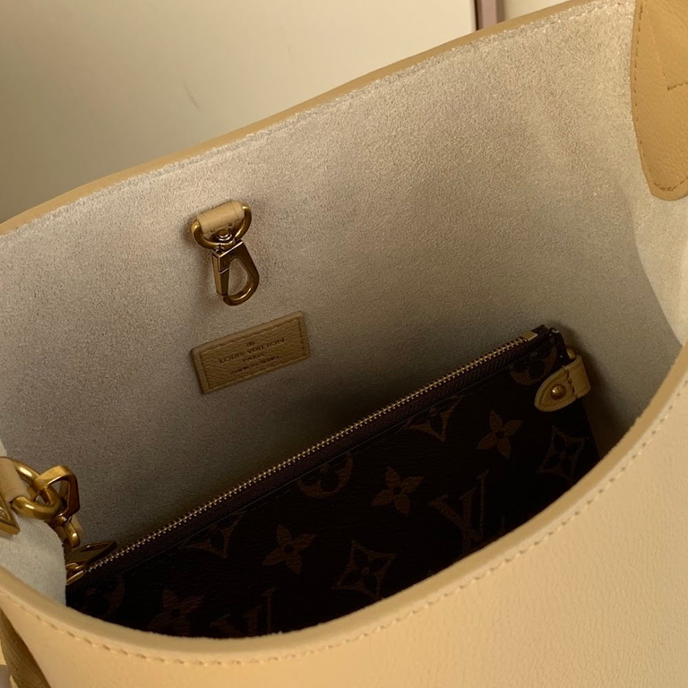 Anum Bags ln Luxury Bag --56582