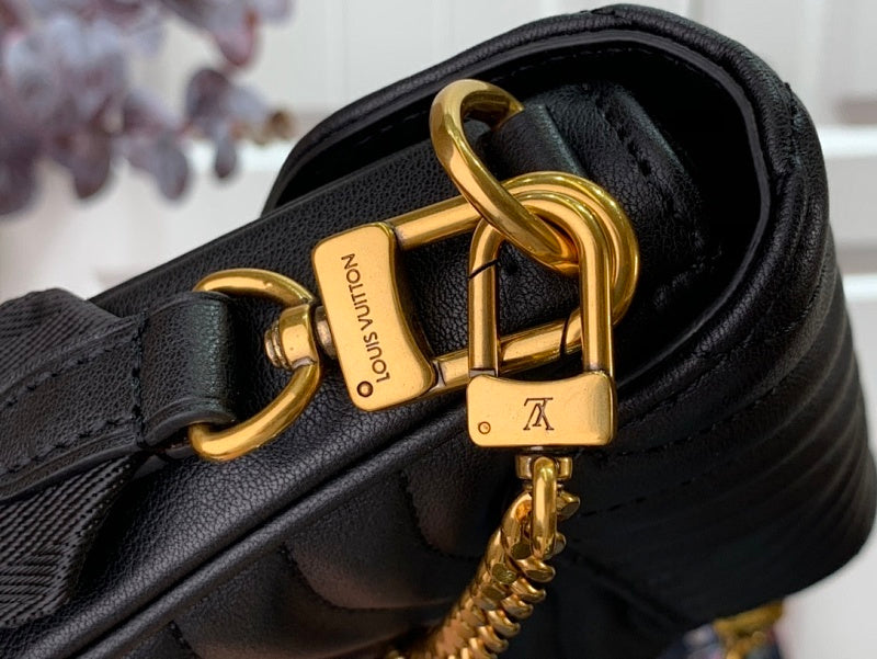 Anum Bags ln Luxury Bag --59642