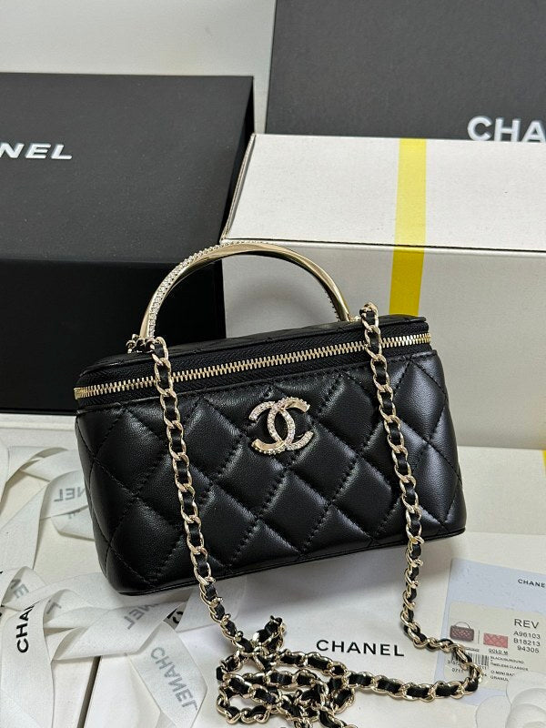 new-luxury-designer-bags-nm9548
