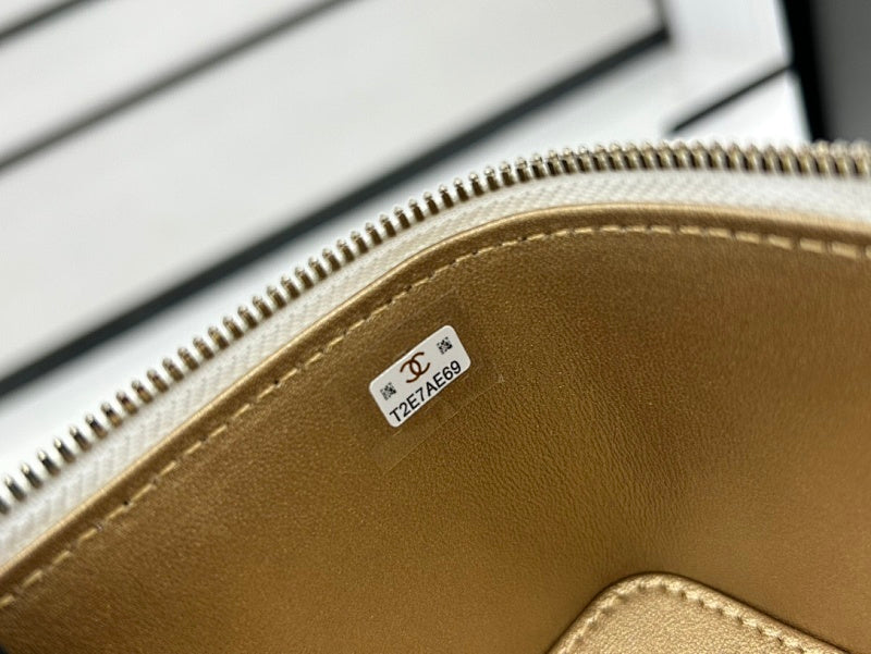 new-luxury-designer-bags-nm9303