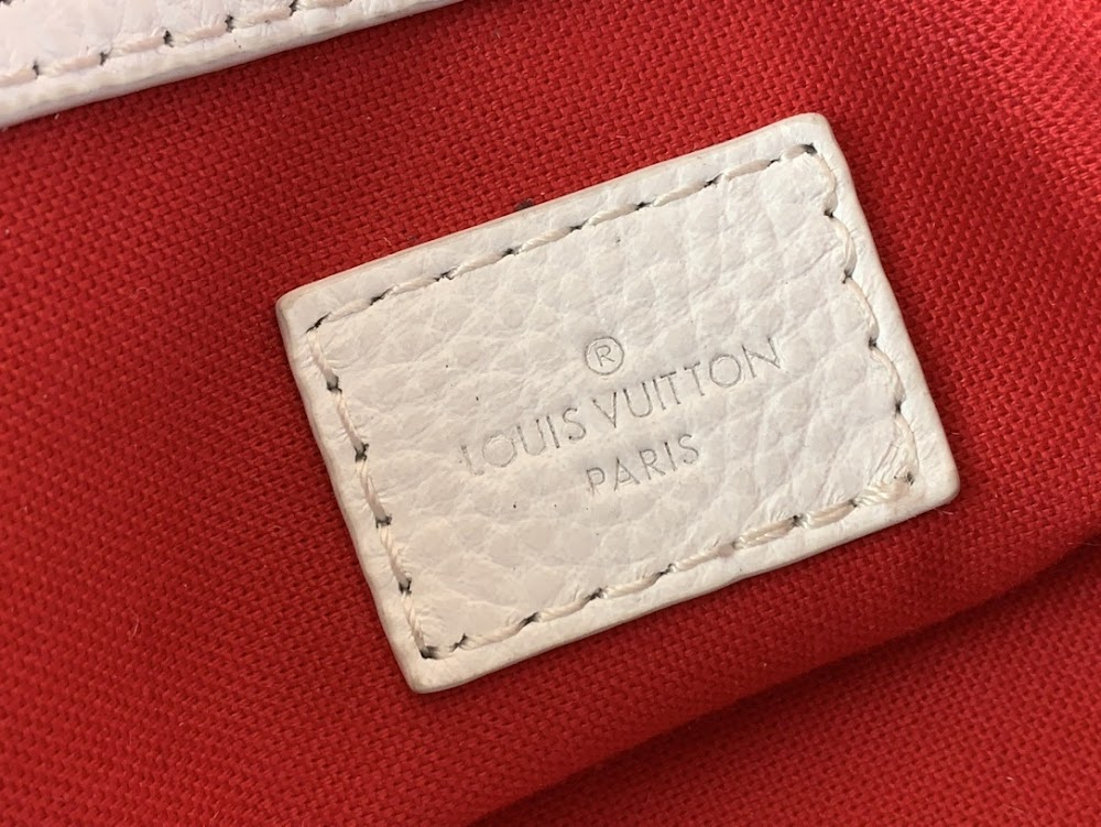 Anum Bags ln Luxury Bag --61147